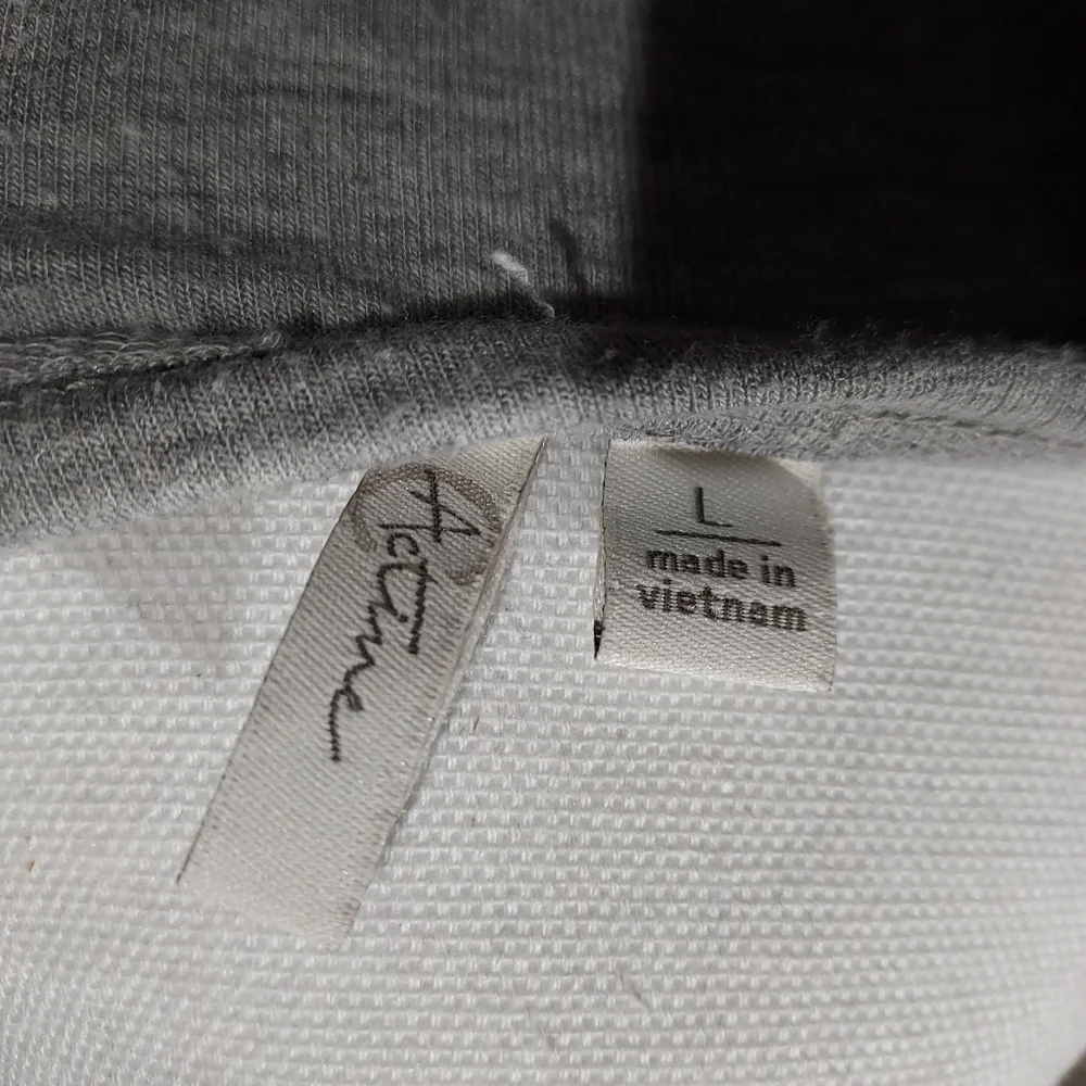 Womans L short sleeve pullover shirt - Picture 9 of 9